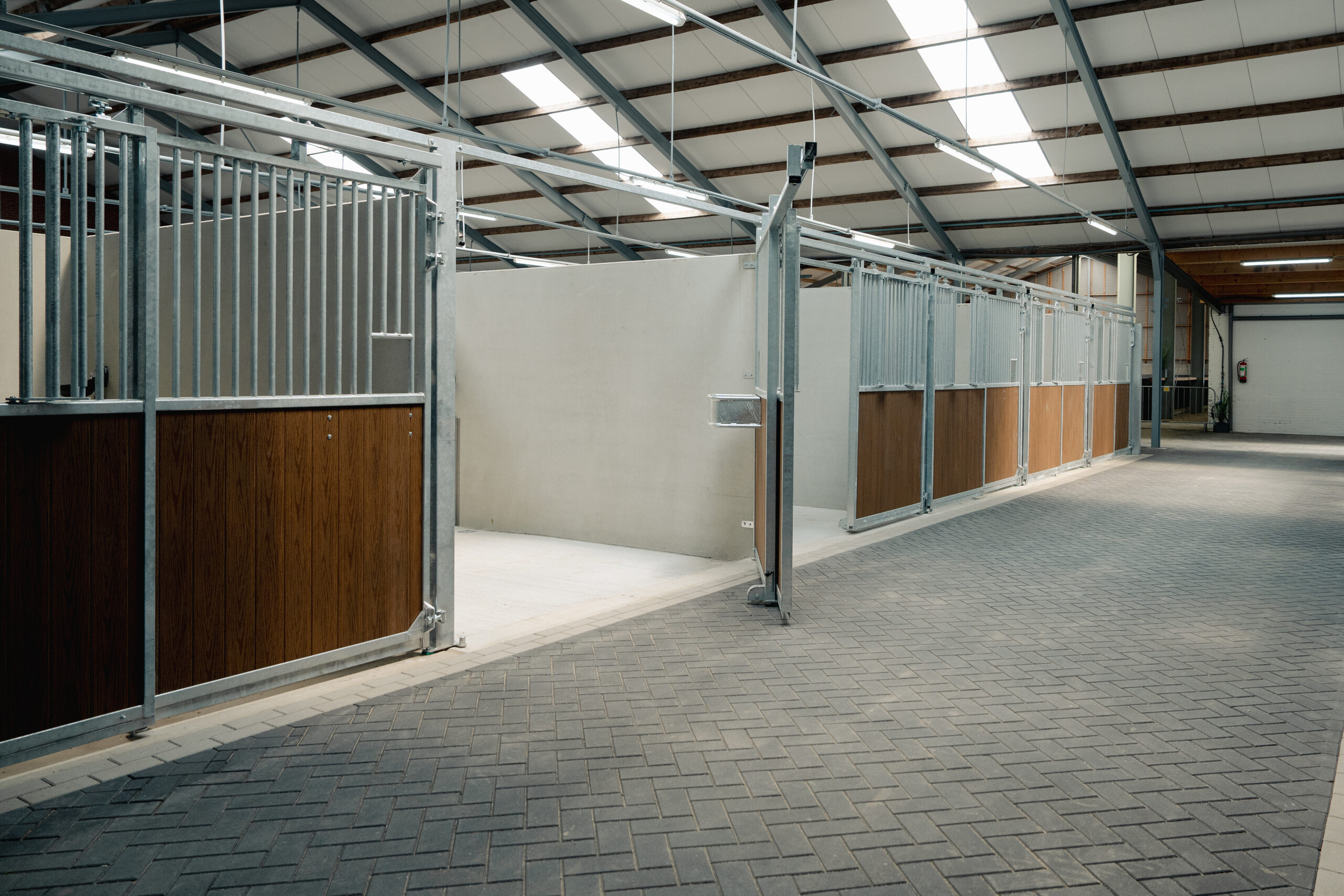 Professional Sport Pension with 20+ Stables - Ideal Homebase in Venlo - Image 6