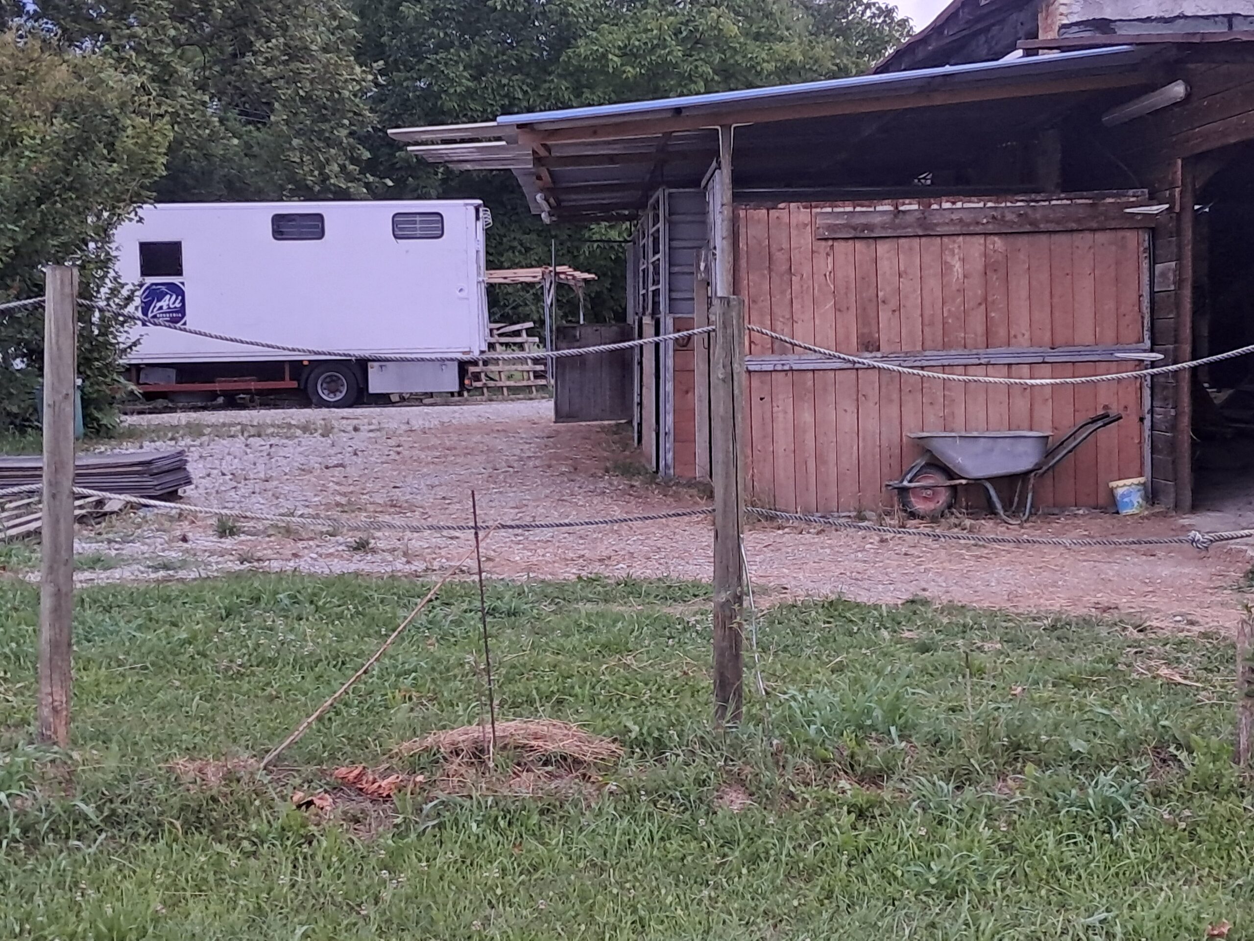 Exclusive Full Property at Royal Horse Club - Perfect for Your Horse's Needs